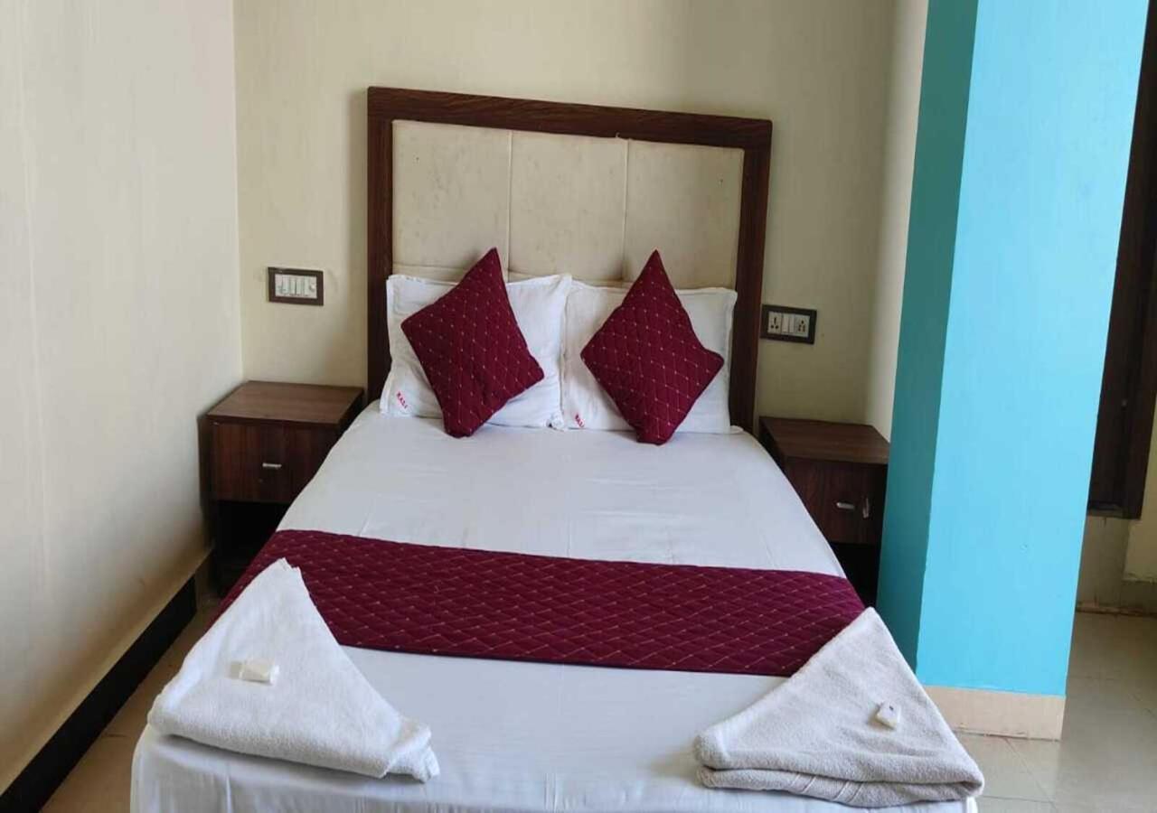 Hotel Blue Sky Residency Bombay Eksteriør billede